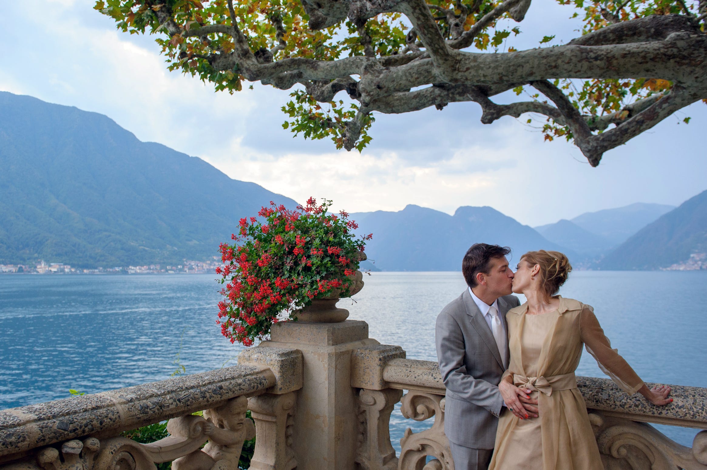 Villa Balbianello, lago di como, fotografi boccadasse, cideomakers, top photographer, luxury wedding, bride, mua